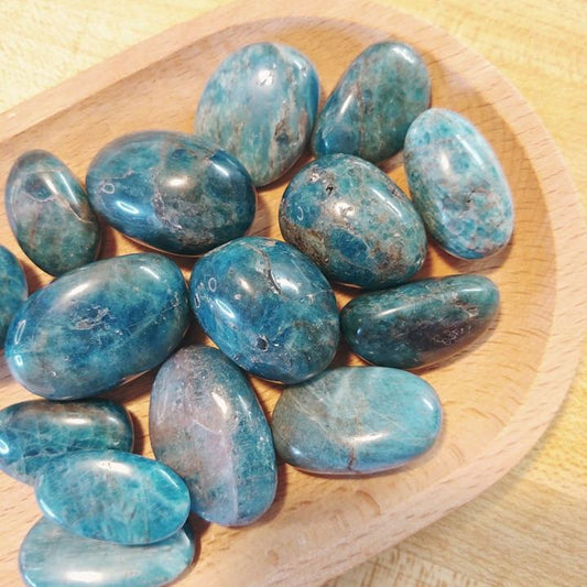 Apatite Tumbled Stone (1)