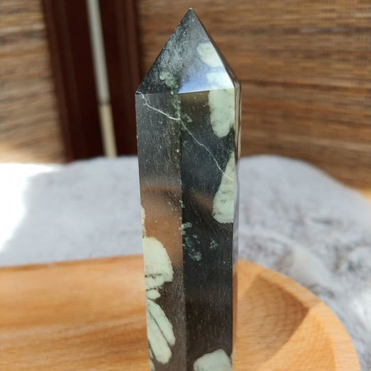 Chrysanthemum Stone Point
